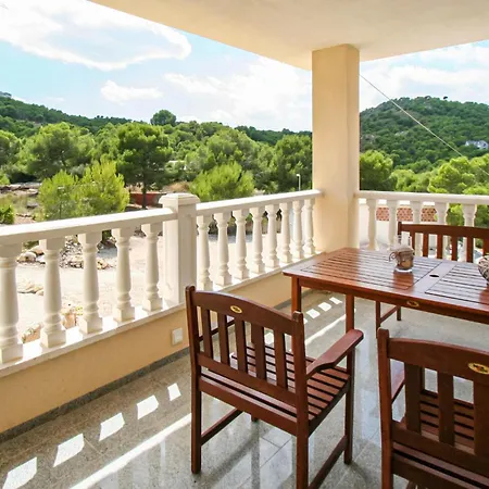 De La Loma Apartment