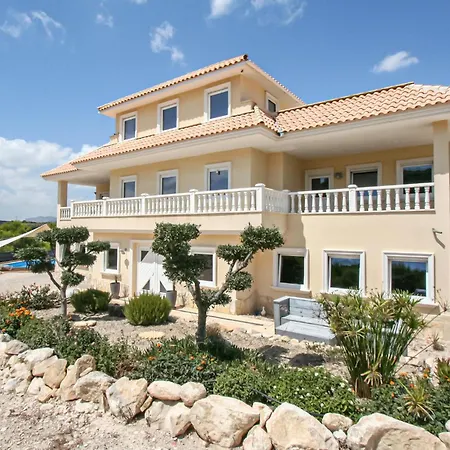 Apartment De La Loma