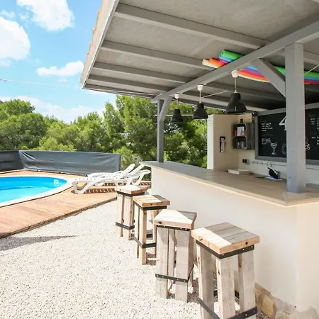 De La Loma Apartment Hurchillo